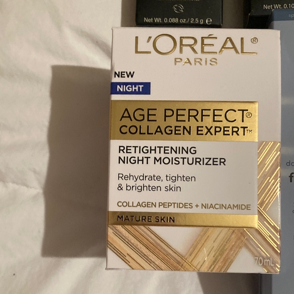 L’Oréal night cream, “hers” , Burt’s bees , Arches&Halos - Picture 2 of 5